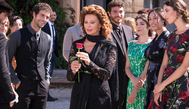 Софи Лорен своими руками сделала ремонт для Dolce&Gabbana