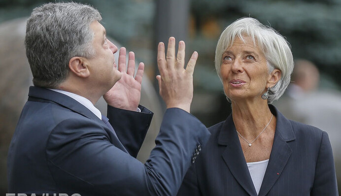 Порошенко поторопился: МВФ откладывает выделение денег Украине