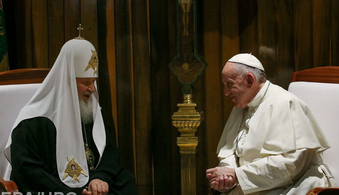 Удар в спину Украины: соцсети обсуждают заявление Папы Римского и главы РПЦ Кирилла о Донбассе