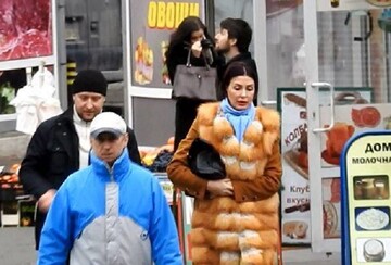 Появились фото и видео с женой Яценюка в его 