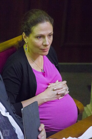 У отчета Яценюка обнаружился скрытый слушатель: опубликовано фото