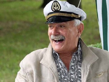 Известного российского режиссера поймали на вопиющем лицемерии