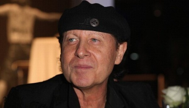 Лидер Scorpions рассказал, как использовал флаги Украины