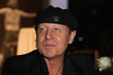 Лидер Scorpions рассказал, как использовал флаги Украины