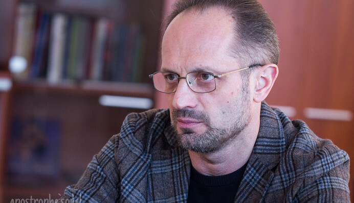 Роман Беcсмертный: Переговоры по Донбассу находятся 