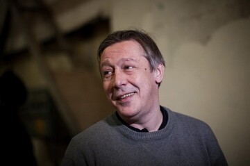 Михаил Ефремов запланировал венчание в Киеве