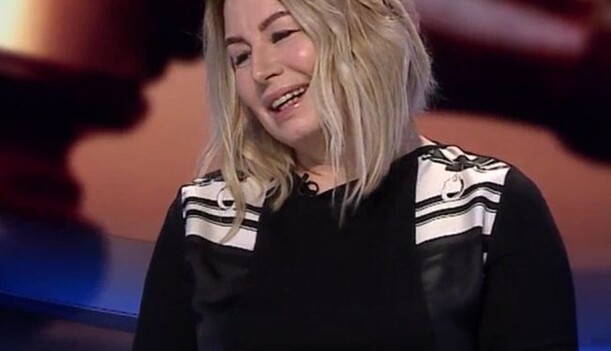 В сети Анне Герман вручили 