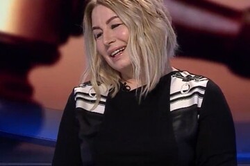 В сети Анне Герман вручили 