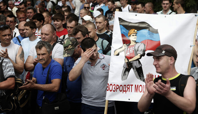 Донбасс и русский мир: дети в ДНР учат стихи про Гиви, Моторолу и Путина