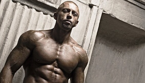 Серёга представил новый эротичный клип: опубликовано видео