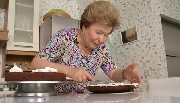 Жена предшественника Путина поделилась рецептом торта: опубликовано видео