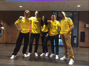 Знаменитости надели новую форму сборной Украины по футболу: опубликованы фото