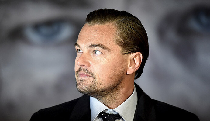 Соцсети взорвало фото маленького ДиКаприо с небритой матерью