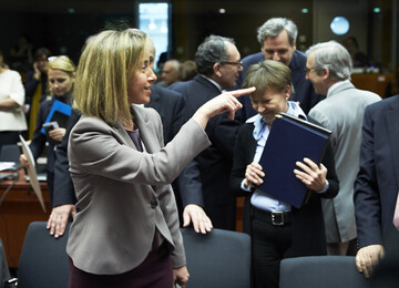 Европейский Союз дает России шанс выйти из-под санкций