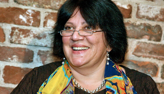 Известная российская писательница высмеяла фото внучки Сталина