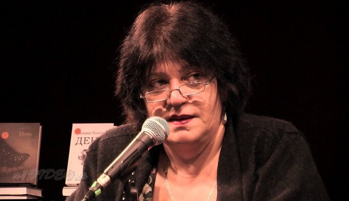 Известная российская писательница позабавила сети раскрытием своих грехов