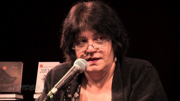 Известная российская писательница позабавила сети раскрытием своих грехов