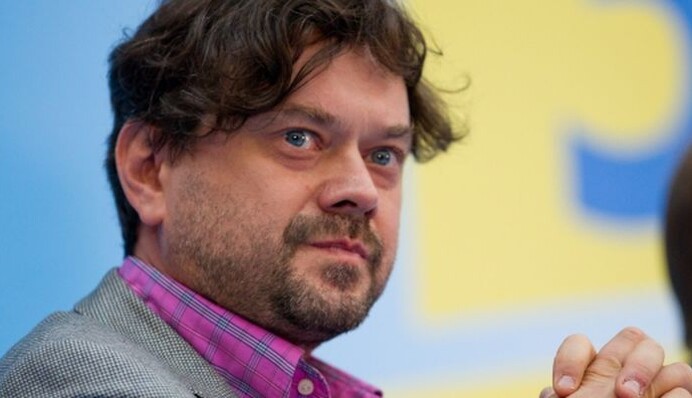 Остап Ступка прокомментировал эротические фото невестки: опубликовано видео