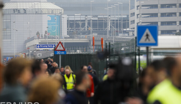 Серия взрывов в Брюсселе: хроника событий и реакция соцсетей