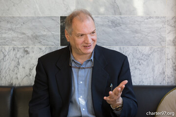 Хоронить Путина будет именно Хиллари Клинтон, - Юрий Фельштинский