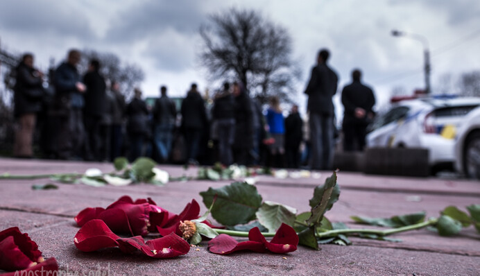 Как в Киеве хоронили Георгия Гонгадзе: эксклюзивные фото с церемонии прощания