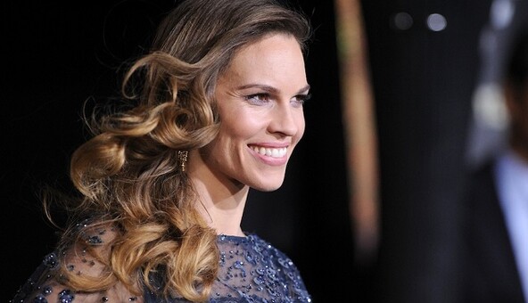 Голливудская звезда объявила об обручении: опубликовано фото