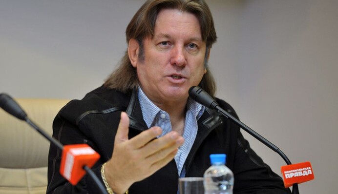 Лоза опять отличился: рассказал, как можно Стинга заставить петь на русском