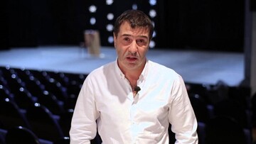 У некогда прославившегося актера в России стали засыпать зрители на спектаклях