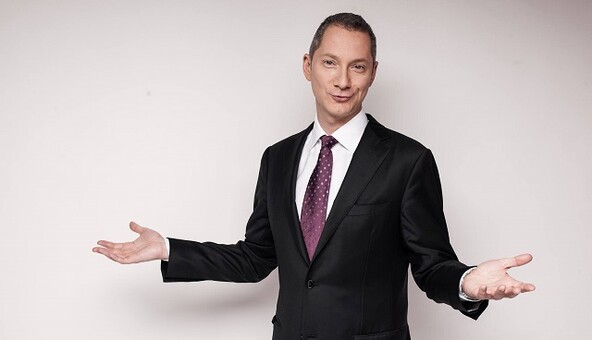 Названа впечатляющая стоимость презентации книги Ложкина