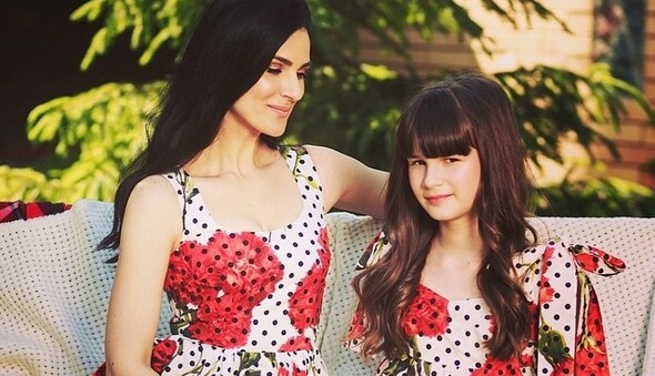 Яблоко от яблони: 