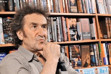 Известный поэт жестко ответил путинцам по поводу 