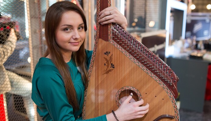 Бандуристка растрогала до слез судей 