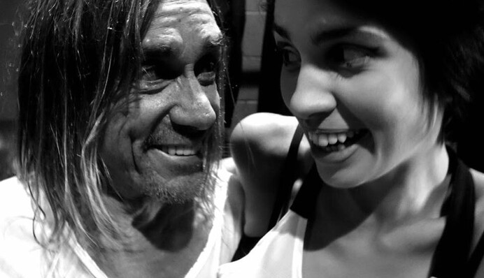 Скандальная российская певица после Рады добралась до Игги Попа: опубликованы фото