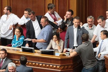 Звезды на трибуне: топ-6 украинских знаменитостей в политике