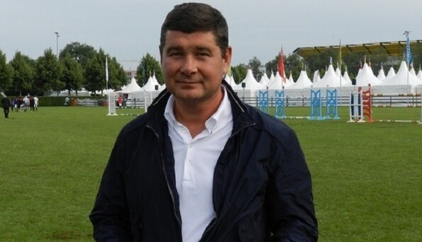 Помпезный день рождения нардепа: журналист указал на подозрительные моменты