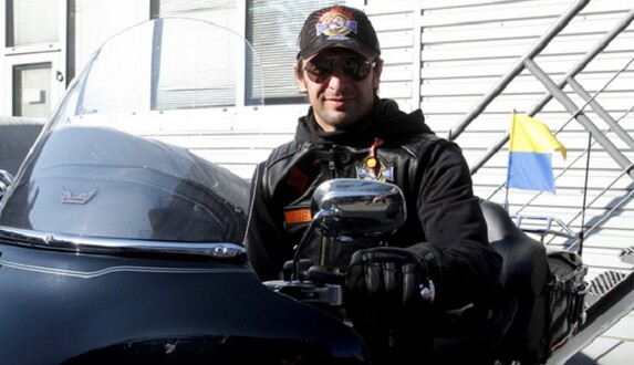 Известный украинский футболист стал патриотичным байкером: опубликованы фото