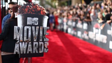 Журналисты показали фото 5 самых стильных знаменитостей на MTV Movie Awards