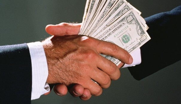 За что платят партнеры Гонтаревой американским лоббистам?