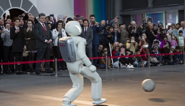 Порошенко взял своих детей в Японию: опубликовано видео