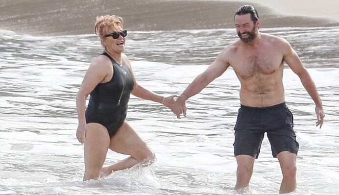 Голливудская звезда поразил фотографиями со своей супругой