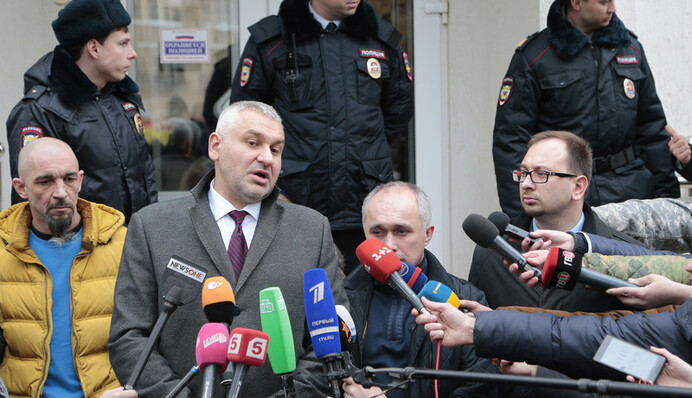 Надеюсь, что российские власти не дадут Надежде Савченко умереть,— Марк Фейгин