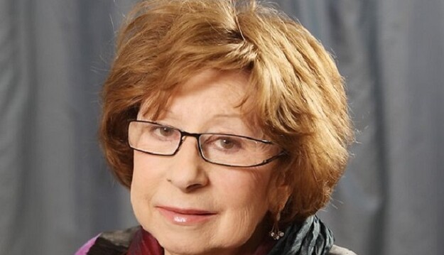 Ахеджакова рассказала, как боится ехать в Украину