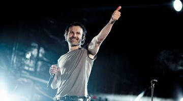 У Святослава Вакарчука похвастались миллионом