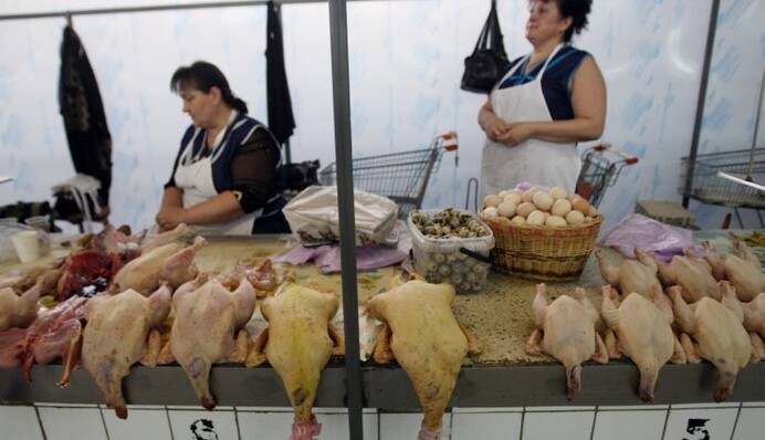 Какие товары подорожают до конца года: прогноз Нацбанка