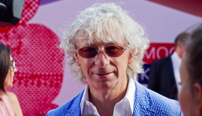 Одиозная поп-звезда решила бежать из России