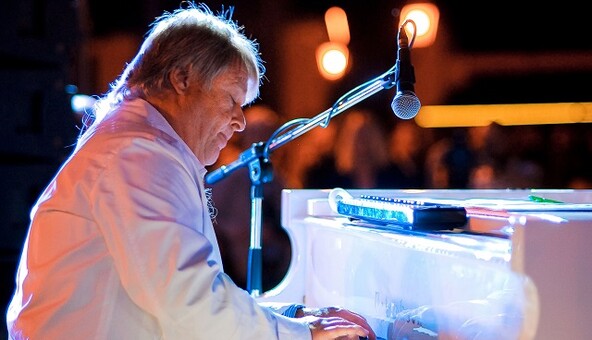 Смерть известного одесского музыканта: в сети волна скорби