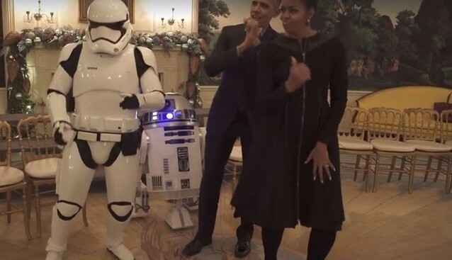 Обама вызвал восторг в сети своим танцем со штурмовиками: опубликовано видео