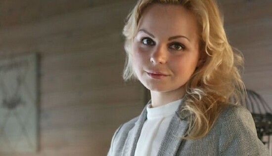 Исполнительница 