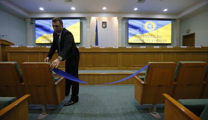 Кого Порошенко включит в состав ЦИК: в Раде назвали варианты