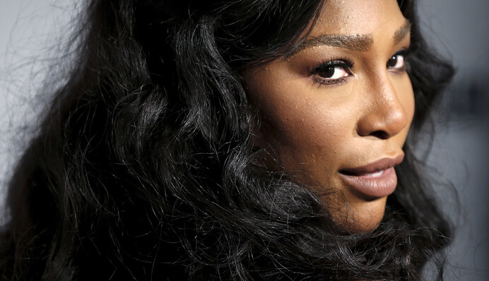 Знаменитая теннисистка отравилась собачьим кормом